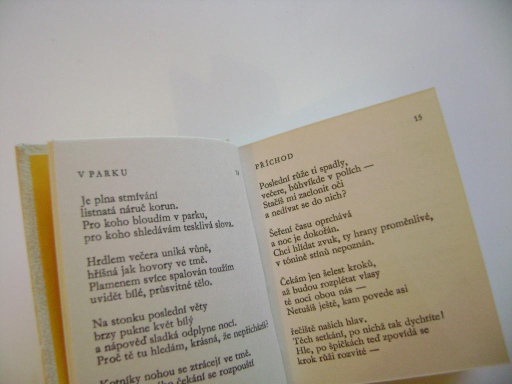 Jan PilaÅ: DIVOKÃ KEÅE (1978, milostnÃ¡ poezie, kolibÅÃ­k) (A)