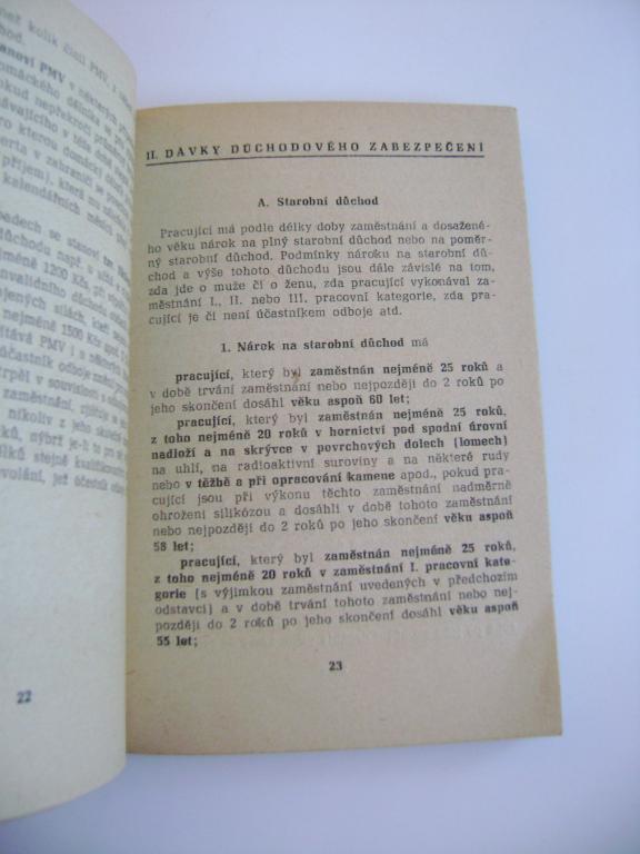 Julius MatÄjÄek: DÅ®CHODOVÃ ZABEZPEÄENÃ PRACUJÃCÃCH V ÄSSR (1976) (A)