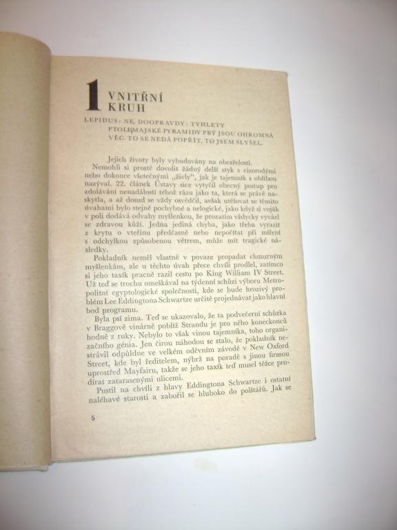 Kingsley Amis, Robert Conquest: EGYPTOLOGOVÃ (1969) (A)