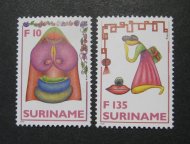 Surinam ** [D28]