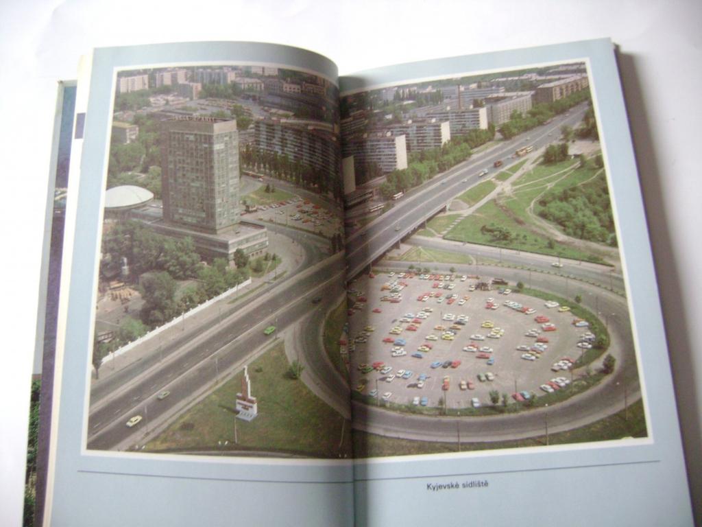 KYJEV Ukrajina - průvodce fotografie mapky 1985