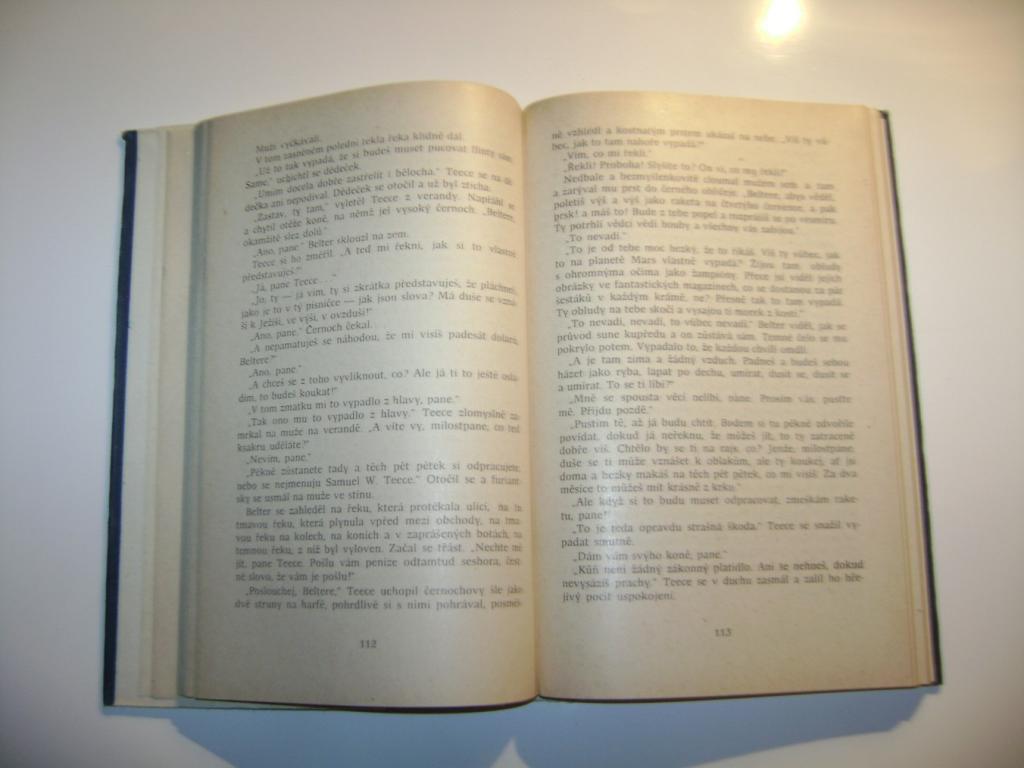 Ray Bradbury: Marťanská kronika, 451° Fahrenheita (1978) (A)